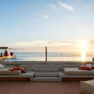https://the-tryst-lgbt.hotelspuertovallarta.org