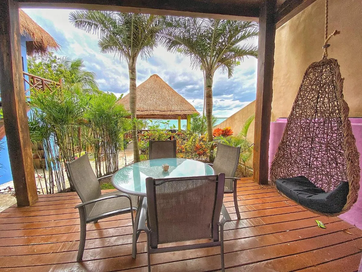 Hotel Boutique Las Nubes Bacalar 4*,