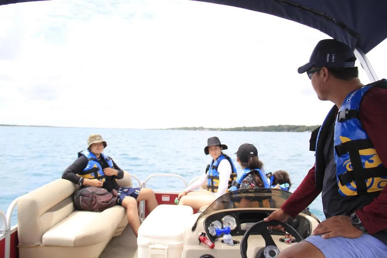 Hotel Boutique Las Nubes Bacalar 4*,